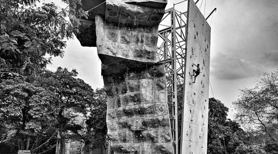 Wall Climbing Shikhar Adventure Park, Delhi NCR